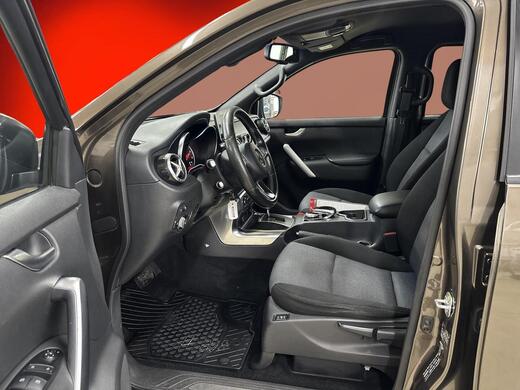 Mercedes-Benz X vaihtoauto