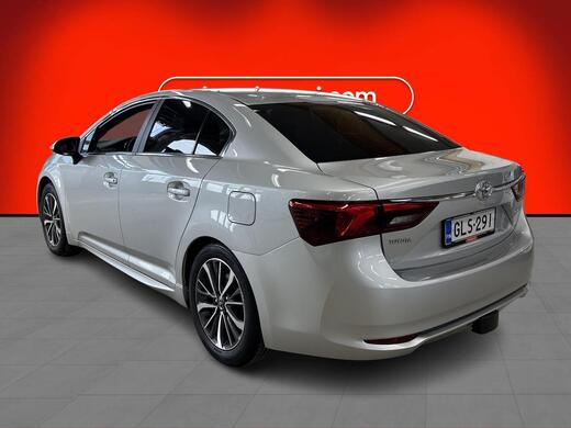 Toyota Avensis vaihtoauto