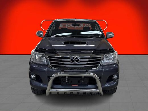 Toyota Hilux vaihtoauto