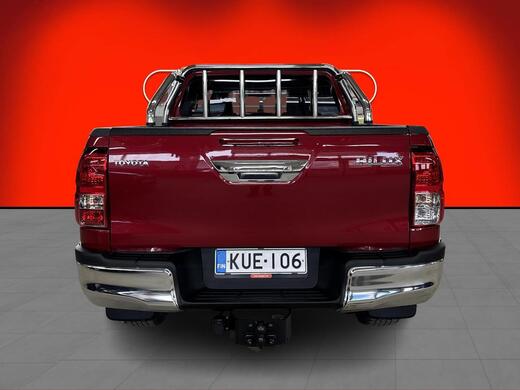 Toyota Hilux vaihtoauto