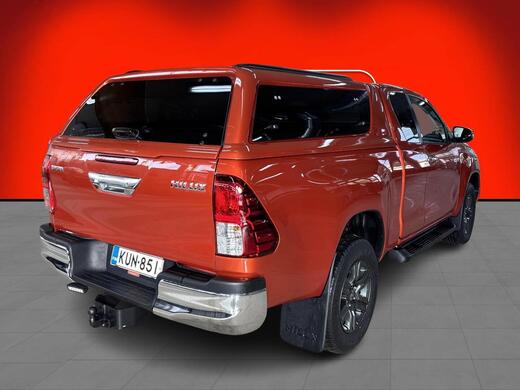 Toyota Hilux vaihtoauto