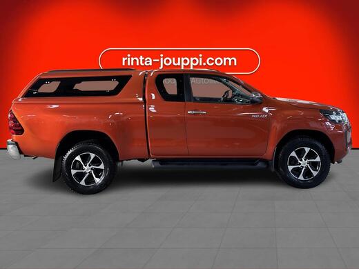 Toyota Hilux vaihtoauto