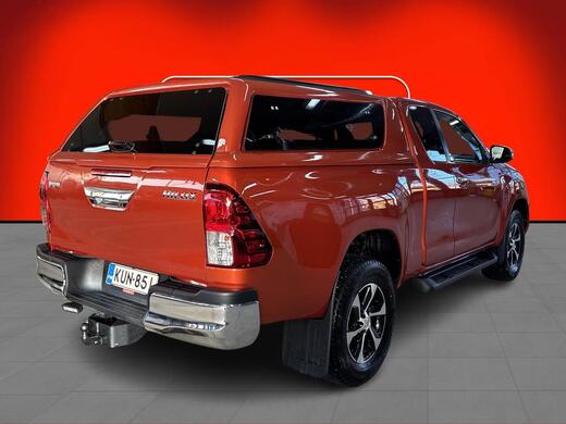 Toyota Hilux vaihtoauto