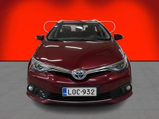 Toyota Auris vaihtoauto