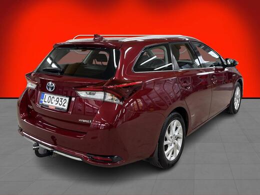 Toyota Auris vaihtoauto