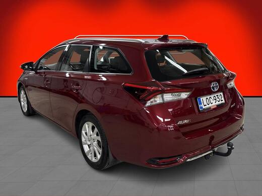 Toyota Auris vaihtoauto