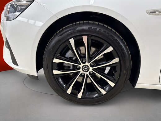 Opel Insignia vaihtoauto