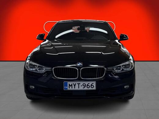 BMW 330 vaihtoauto