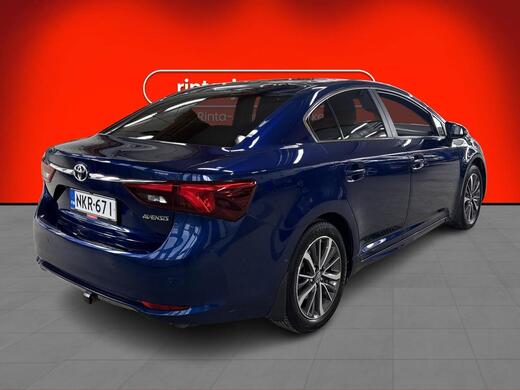 Toyota Avensis vaihtoauto