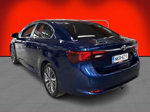 Toyota Avensis vaihtoauto
