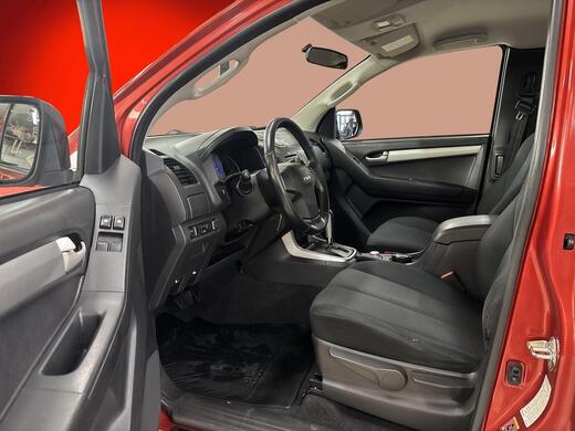 Isuzu D-Max vaihtoauto