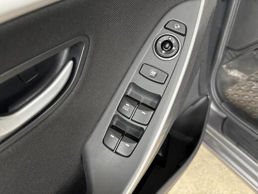 Hyundai i30 5d vaihtoauto