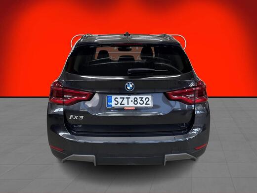 BMW iX3 vaihtoauto