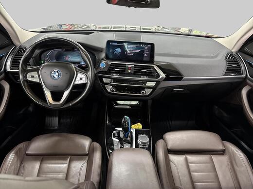 BMW iX3 vaihtoauto