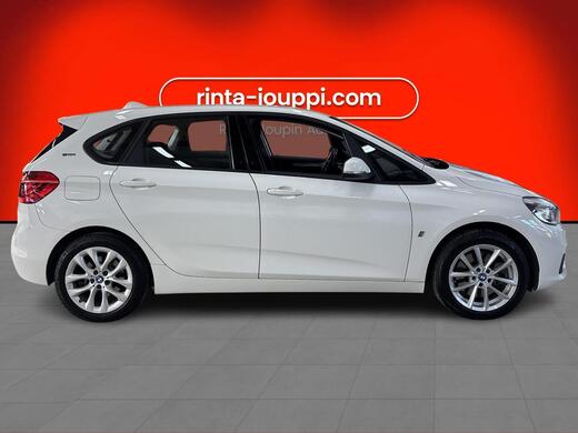 BMW 225 vaihtoauto