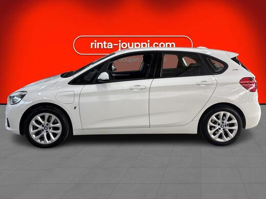 BMW 225 vaihtoauto