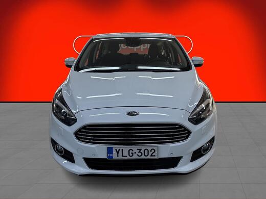 Ford S-MAX vaihtoauto