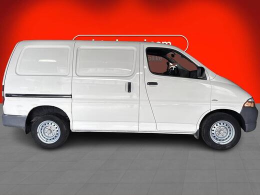 Toyota Hiace vaihtoauto