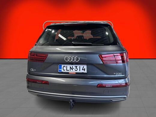Audi Q7 vaihtoauto