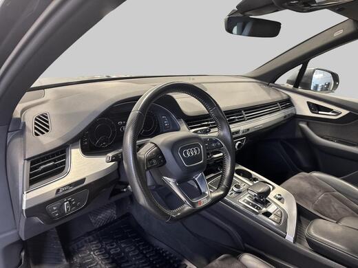 Audi Q7 vaihtoauto