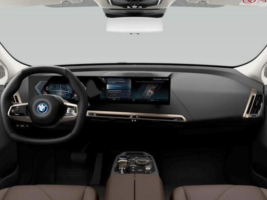 BMW iX vaihtoauto