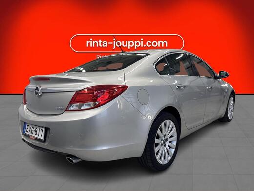 Opel Insignia vaihtoauto