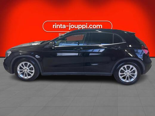 Mercedes-Benz GLA vaihtoauto