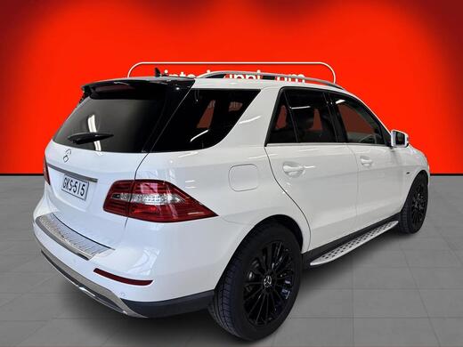 Mercedes-Benz ML vaihtoauto