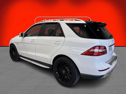 Mercedes-Benz ML vaihtoauto