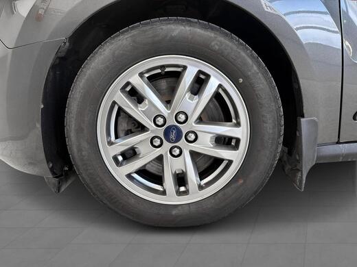 Ford Grand Tourneo Connect vaihtoauto