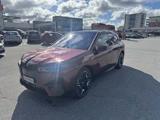 BMW iX vaihtoauto
