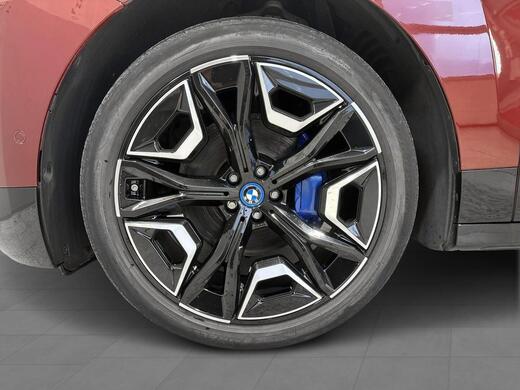 BMW iX vaihtoauto