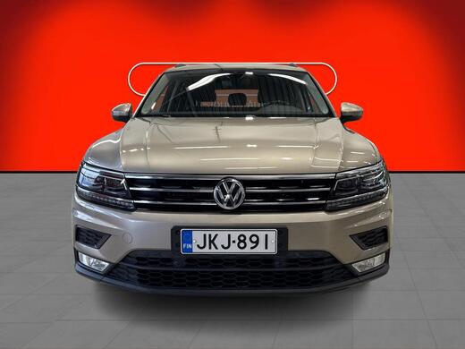 Volkswagen Tiguan vaihtoauto