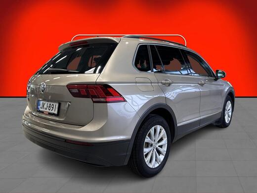 Volkswagen Tiguan vaihtoauto