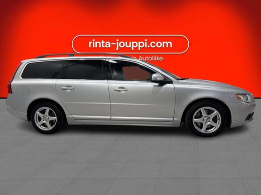 Volvo V70 vaihtoauto