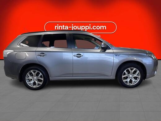 Mitsubishi Outlander PHEV vaihtoauto