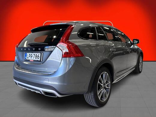 Volvo V60 Cross Country vaihtoauto