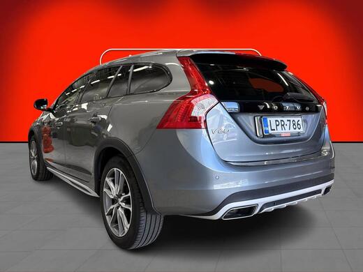 Volvo V60 Cross Country vaihtoauto