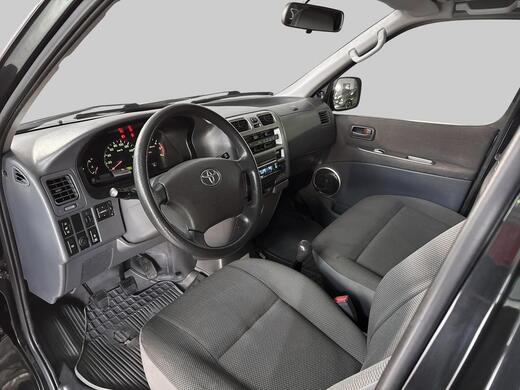 Toyota Hiace vaihtoauto