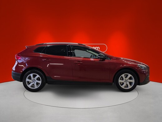 Volvo V40 Cross Country vaihtoauto
