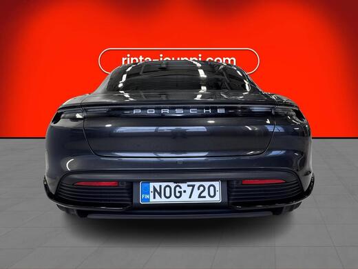 Porsche Taycan vaihtoauto