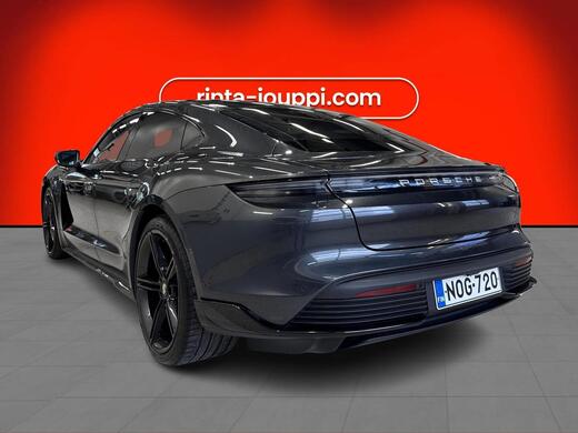 Porsche Taycan vaihtoauto
