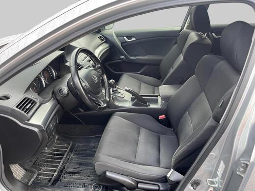 Honda Accord vaihtoauto