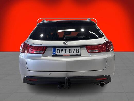 Honda Accord vaihtoauto