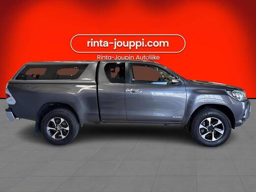 Toyota Hilux vaihtoauto