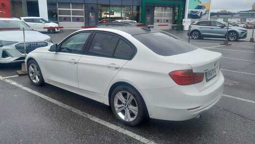 BMW 320 vaihtoauto
