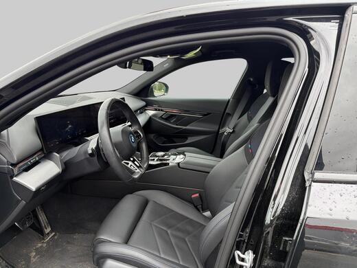 BMW i5 vaihtoauto