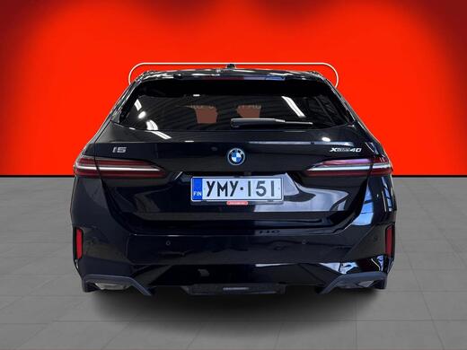 BMW i5 vaihtoauto