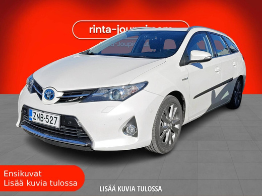 Toyota Auris vaihtoauto