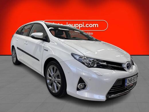 Toyota Auris vaihtoauto